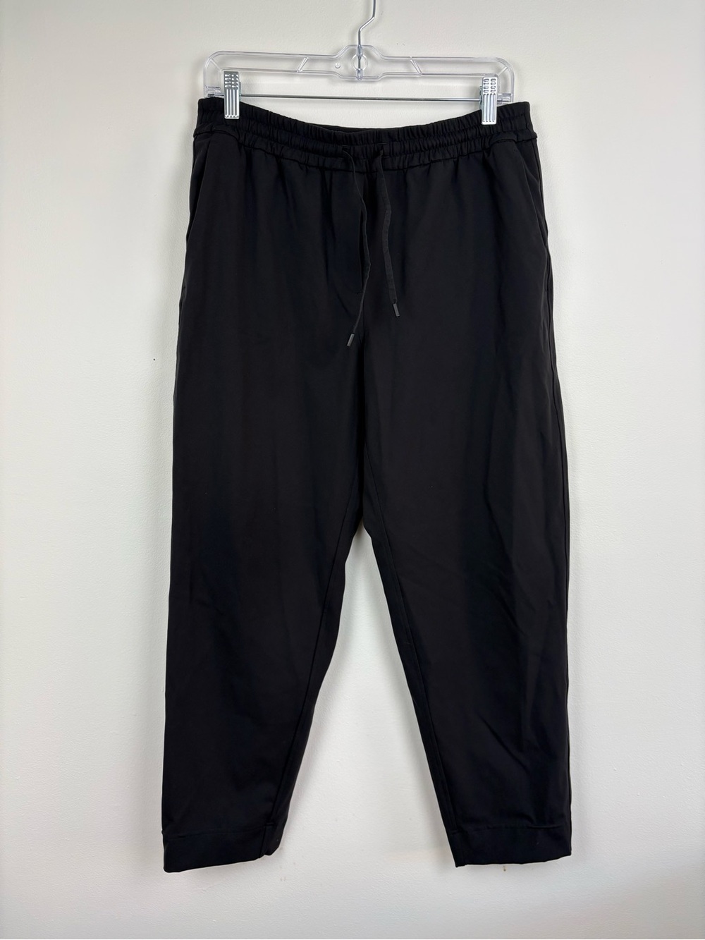 Lululemon Tapered-Leg Mid-Rise Pant 7/8 Length Luxtreme Size Medium EUC Capsule